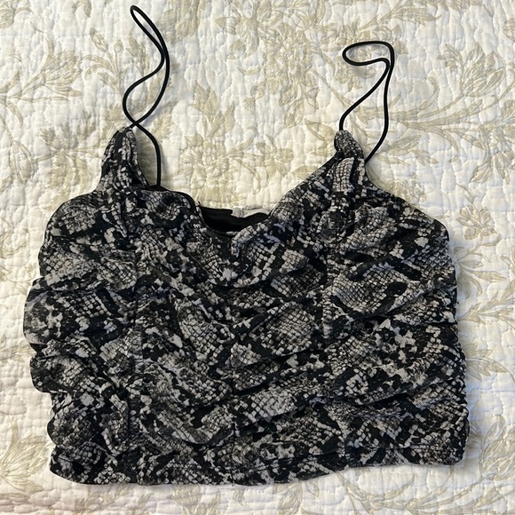 Garage top - Picture 1 of 1